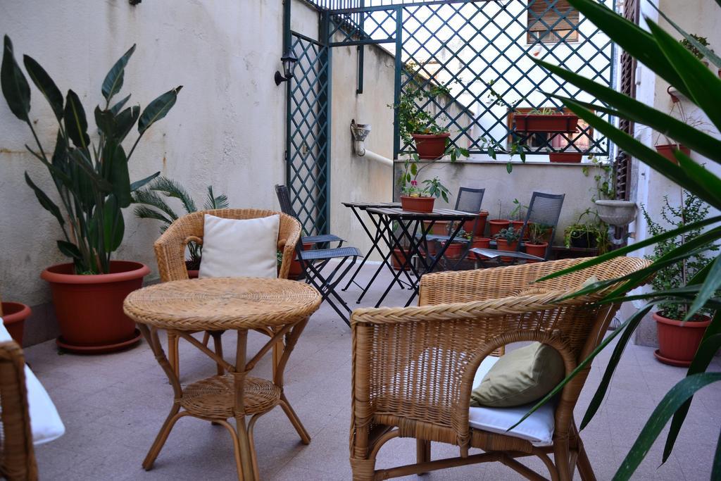 Il Lapino Hotel Palermo Bagian luar foto